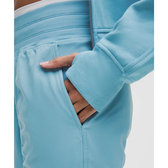 Lululemon Dance Studio Mid-Rise Jogger Full Length in Size 6 in Washed Blue - Picture 6 of 6